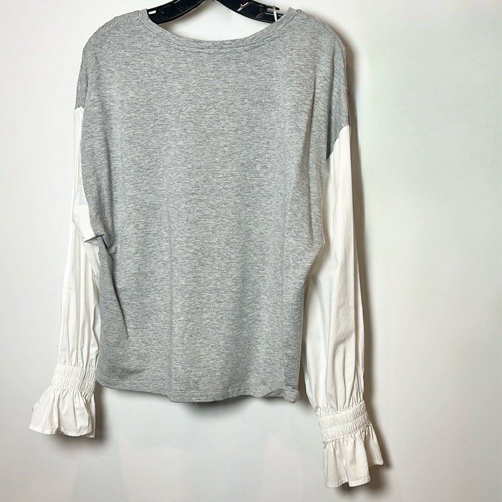 Fleur Bleue Ruffle Cuffs Top - Picture 3 of 3